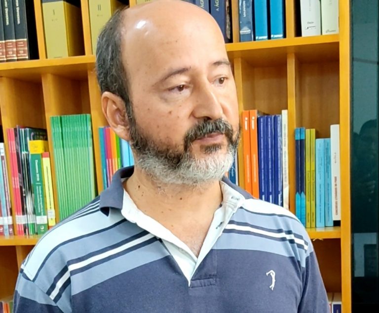 Read more about the article FAPEPI se reúne com professores do IFPI para dialogar sobre pesquisas ligadas à Geologia