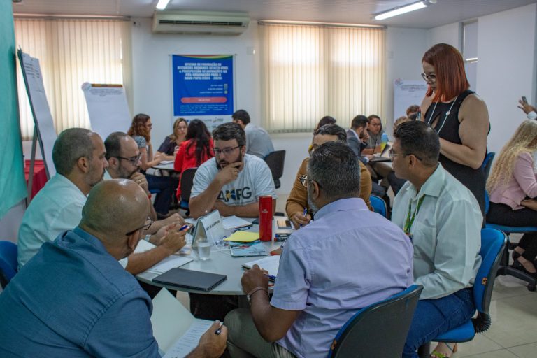 Leia mais sobre o artigo Em Parceria com a CAPES, FAPEPI promove oficina com representantes do governo, setor privado e sociedade civil para debater o futuro da Pós-Graduação no Brasil e no Piauí